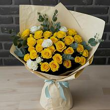 Букет цветов из:  Розы в Токсово