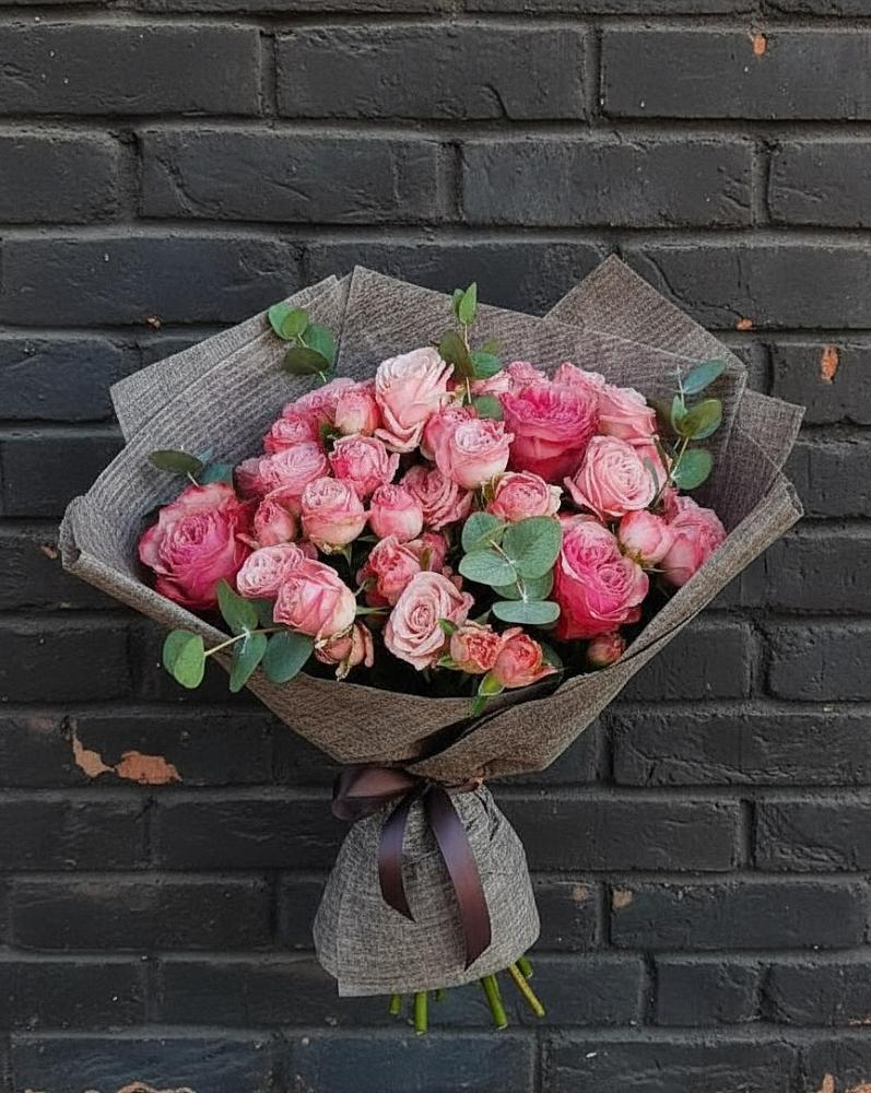 Букет цветов из: Розы в Токсово