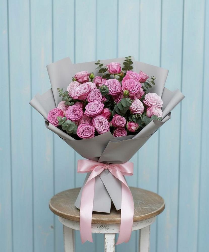 Букет цветов из: Розы в Токсово