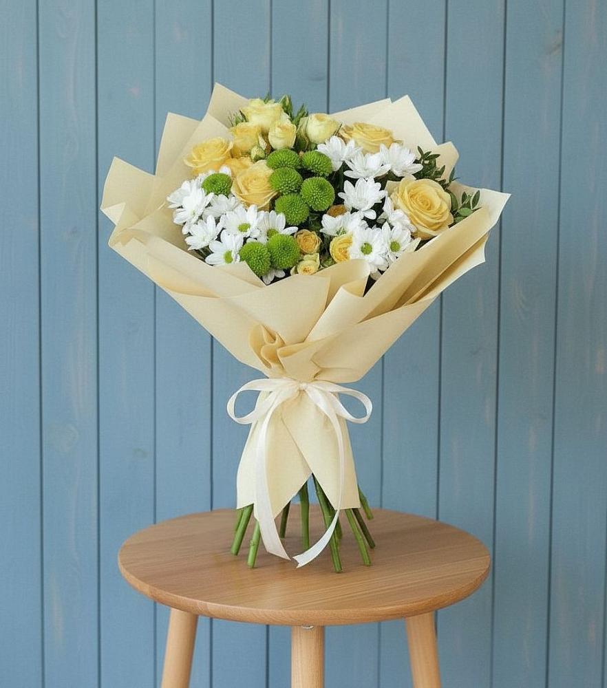 Букет цветов из: Хризантемы и Розы в Токсово