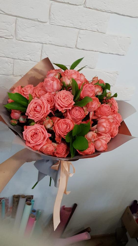 Букет цветов из: Розы в Токсово