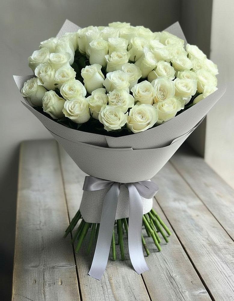 Букет 35 Белых роз в Токсово