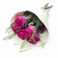 Букет цветов из:  Розы в Токсово