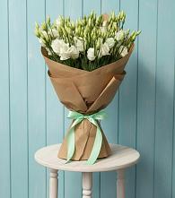 Букет цветов из:  Лизиантусы в Токсово