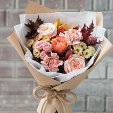 Букет цветов из:  Гвоздики, Хризантемы и Розы в Токсово