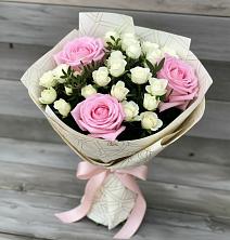 Букет цветов из:  Розы в Токсово