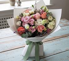 Букет цветов из:  Розы, Лизиантусы и Гвоздики в Токсово