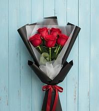 Букет цветов из:  Розы в Токсово