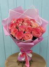 Букет 15 Розовых роз Равель в Токсово