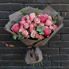 Букет цветов из:  Розы в Токсово
